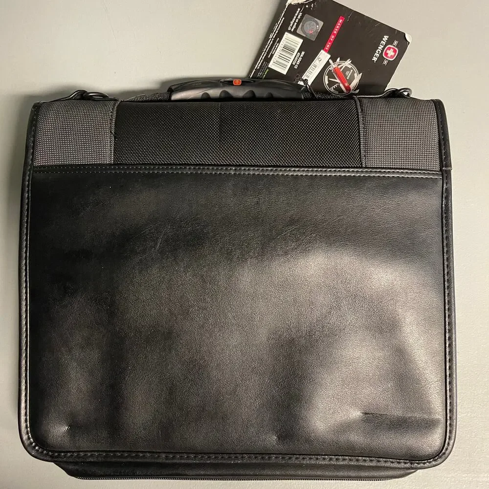 NWT Wenger SwissGear The ELANTRA Laptop Messenger Bag 13